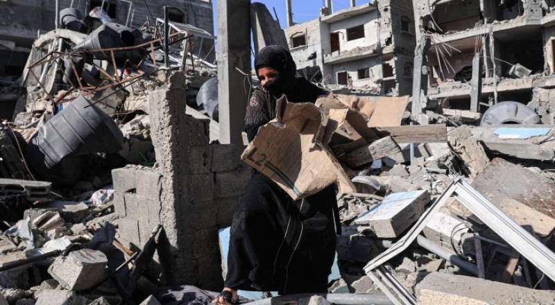 استشهاد 9 أشخاص وإصابة آخرين في مجزرة جديدة للاحتلال بمخيم النصيرات بغزة