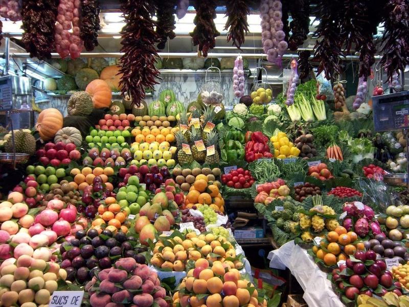 أسعار الفاكهة والخضراوات اليوم في سوق العبور للجملة