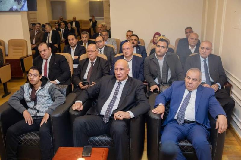 الحملة الانتخابية لحازم عمر تعقد لقاء تنظيمي مع أعضاء لجنة الشئون الصحية المركزية