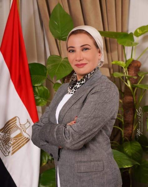 من هي وزيرة البيئة ياسمين فؤاد ؟