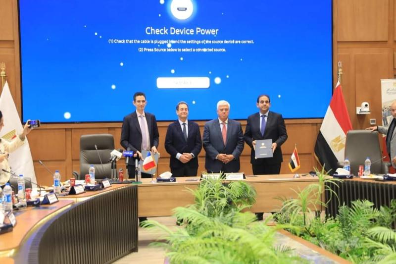 وزير التعليم العالى يشهد توقيع أضخم اتفاق إطارى للشراكة الدولية بين الجامعات المصرية والفرنسية