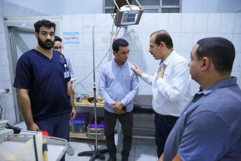 الدكتور عمرو قنديل يتفقد مستشفى أخميم المركزي