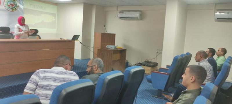 عقدت غرفة سوهاج التجارية، تدريب لأصحاب المحال والمطاعم