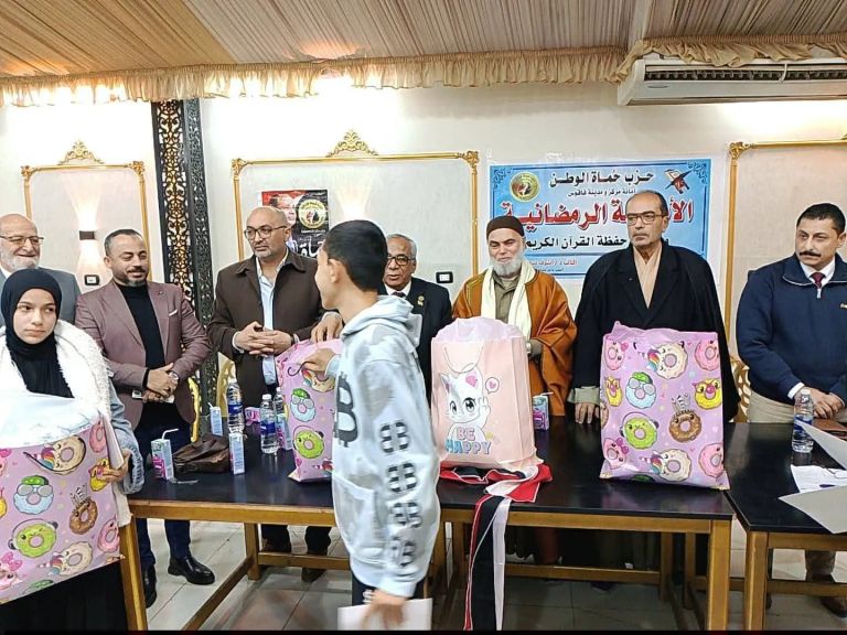 فاقوس تشهد احتفالية لتكريم حفظة القرآن الكريم بتنظيم حزب حماة الوطن