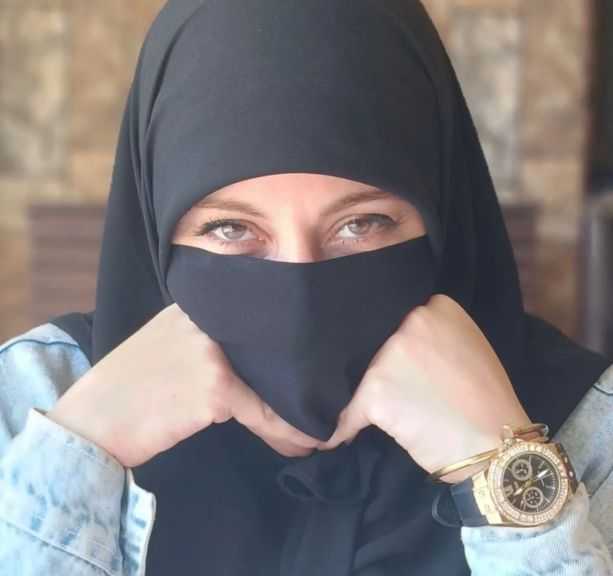 المعلم أولًا… رساله دكتورة للدكتورة  عزة  حسن عتمان  تعرض رؤيتها البحثية لتطوير جودة التعليم