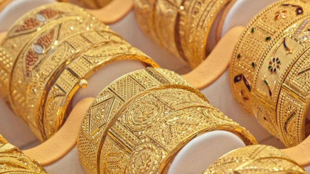 أسعار الذهب اليوم الأحد في بداية التعاملات الصباحية